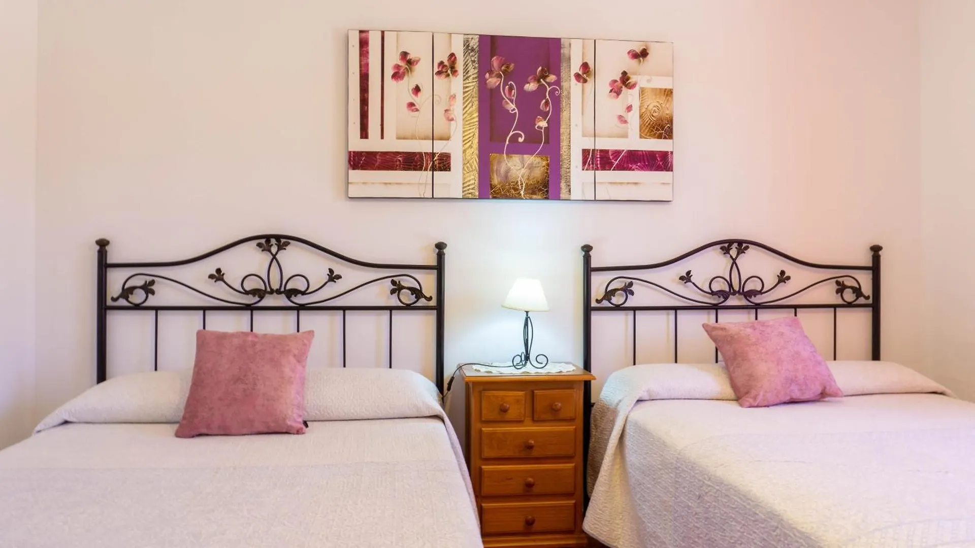 La Casita Del Garrobo Guest House Comares