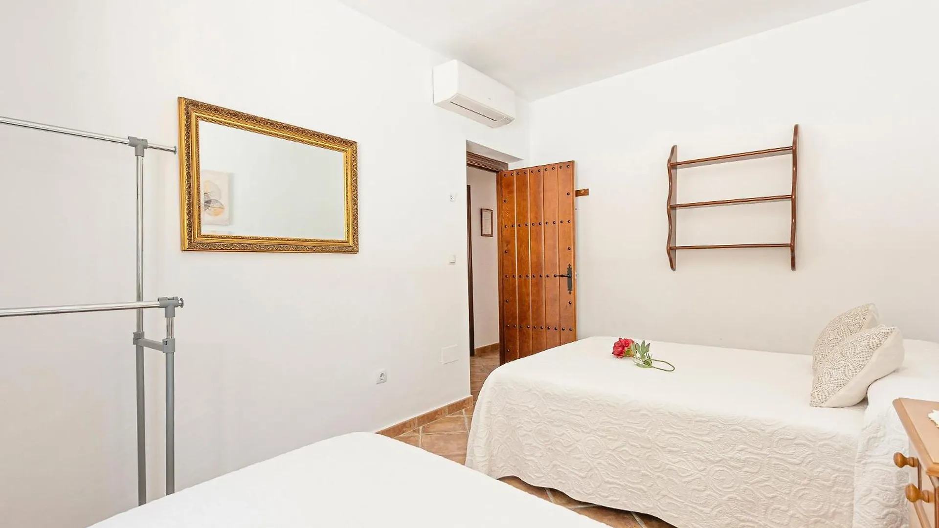 Country house La Casita Del Garrobo Guest House Comares