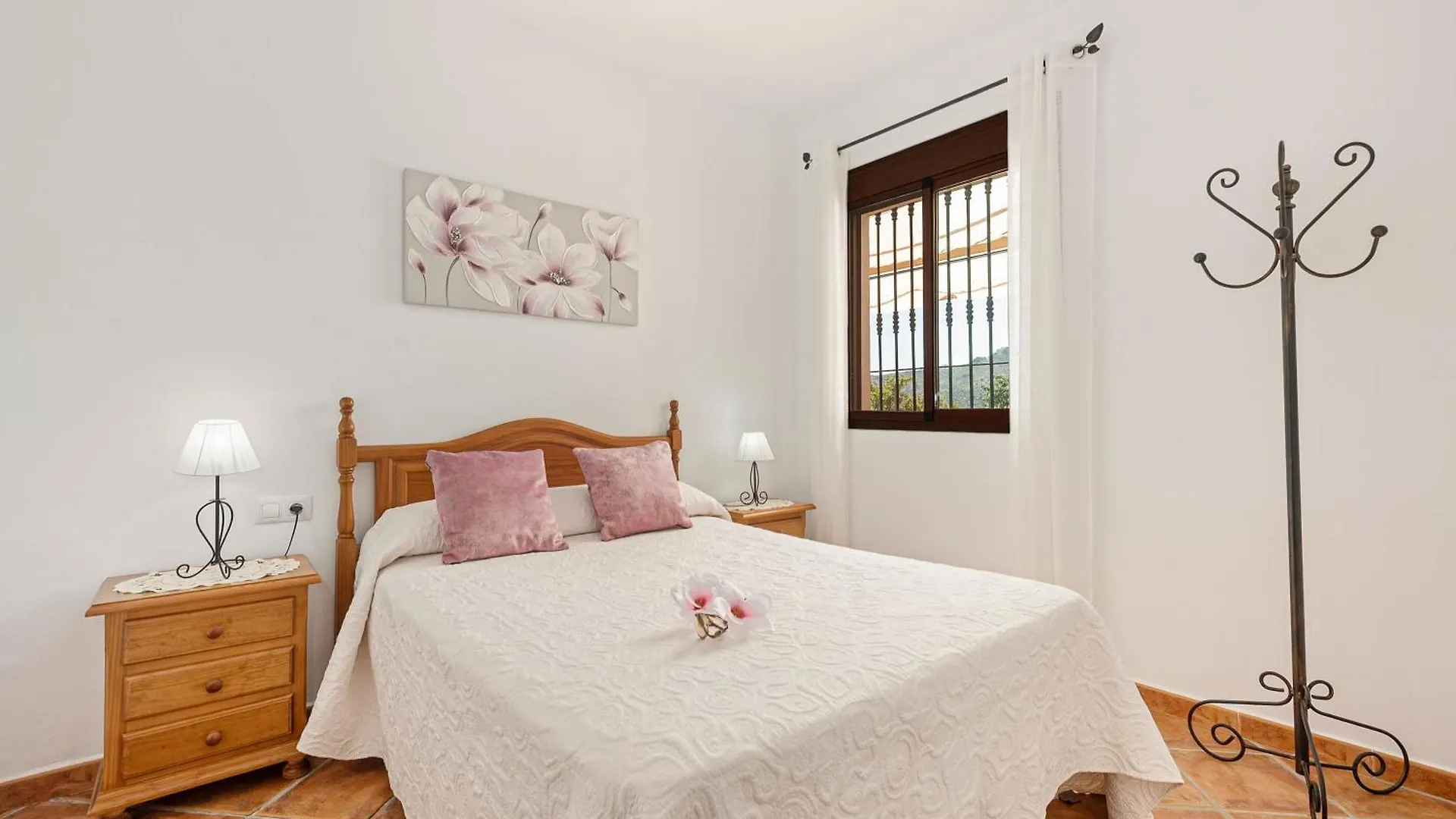 La Casita Del Garrobo Guest House Comares