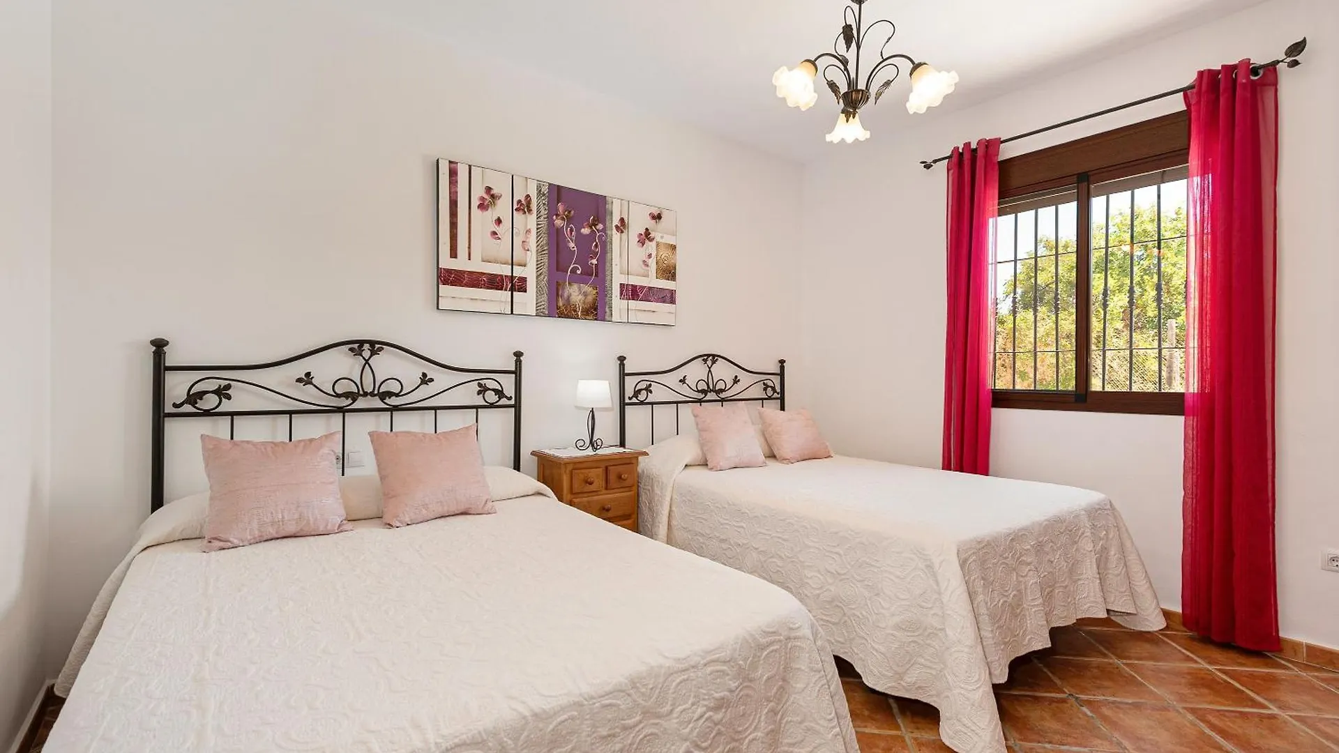 La Casita Del Garrobo Guest House Comares Spain